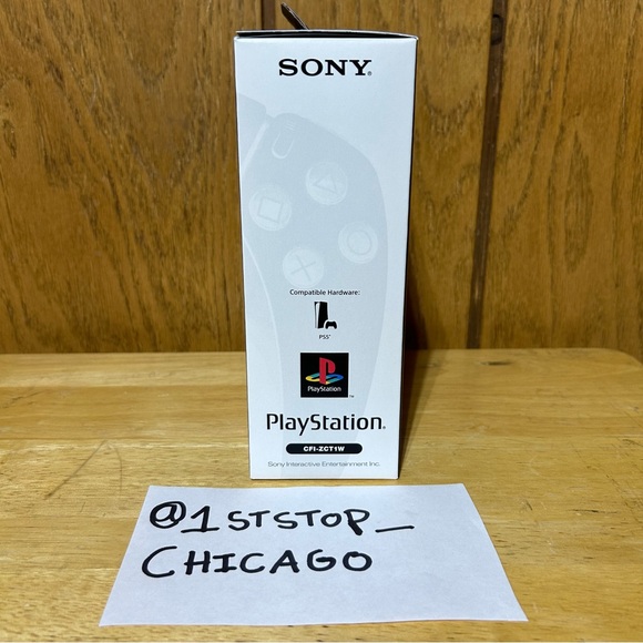 Sony PlayStation 5 30th Anniversary DualSense Wireless Controller LE PS5 NEW - Picture 4 of 7